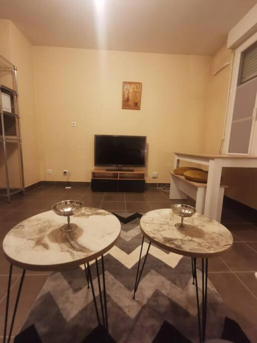 Logement En Hypercentre Dans Une Residence Αμιάν Εξωτερικό φωτογραφία